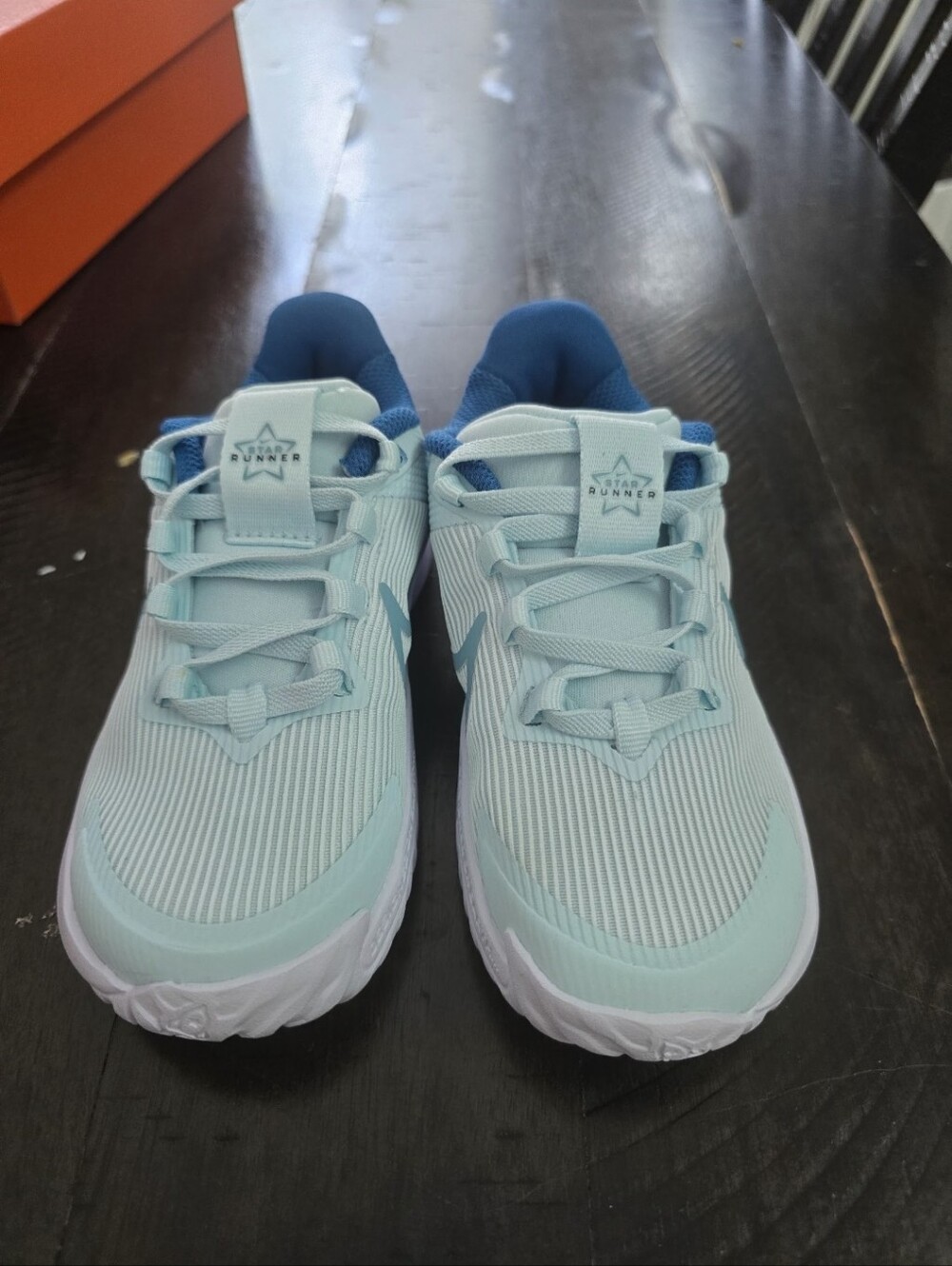 New Nike Kids Mint Blue Runner Sneakers 10c